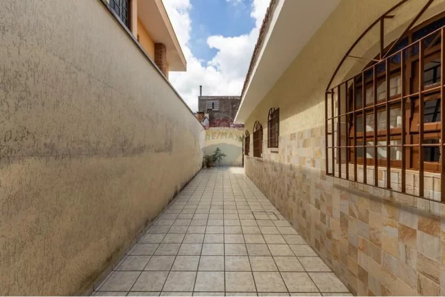 Imagem Casa Térrea 300m² 3 Dormitórios 5 Vagas com jardim e Área Gourmet Edícula