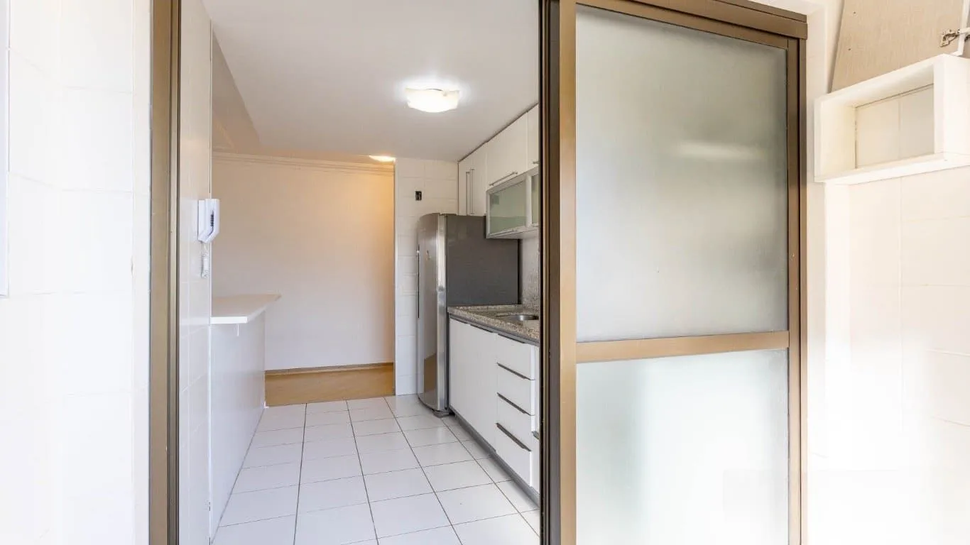 Imagem Apartamento de 2 dormitorios à venda em Passo da Areia, Porto Alegre.