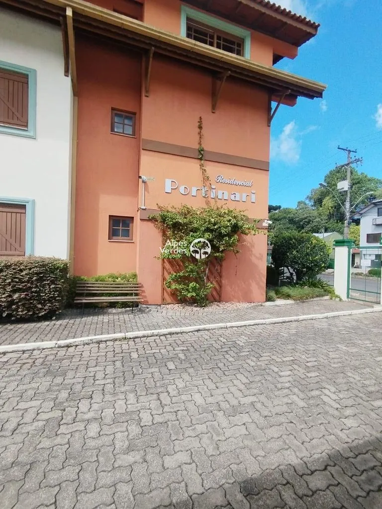 Imagem Vende-se apto mobiliado no centro de Canela- 2 Quartos- R$520.000,00