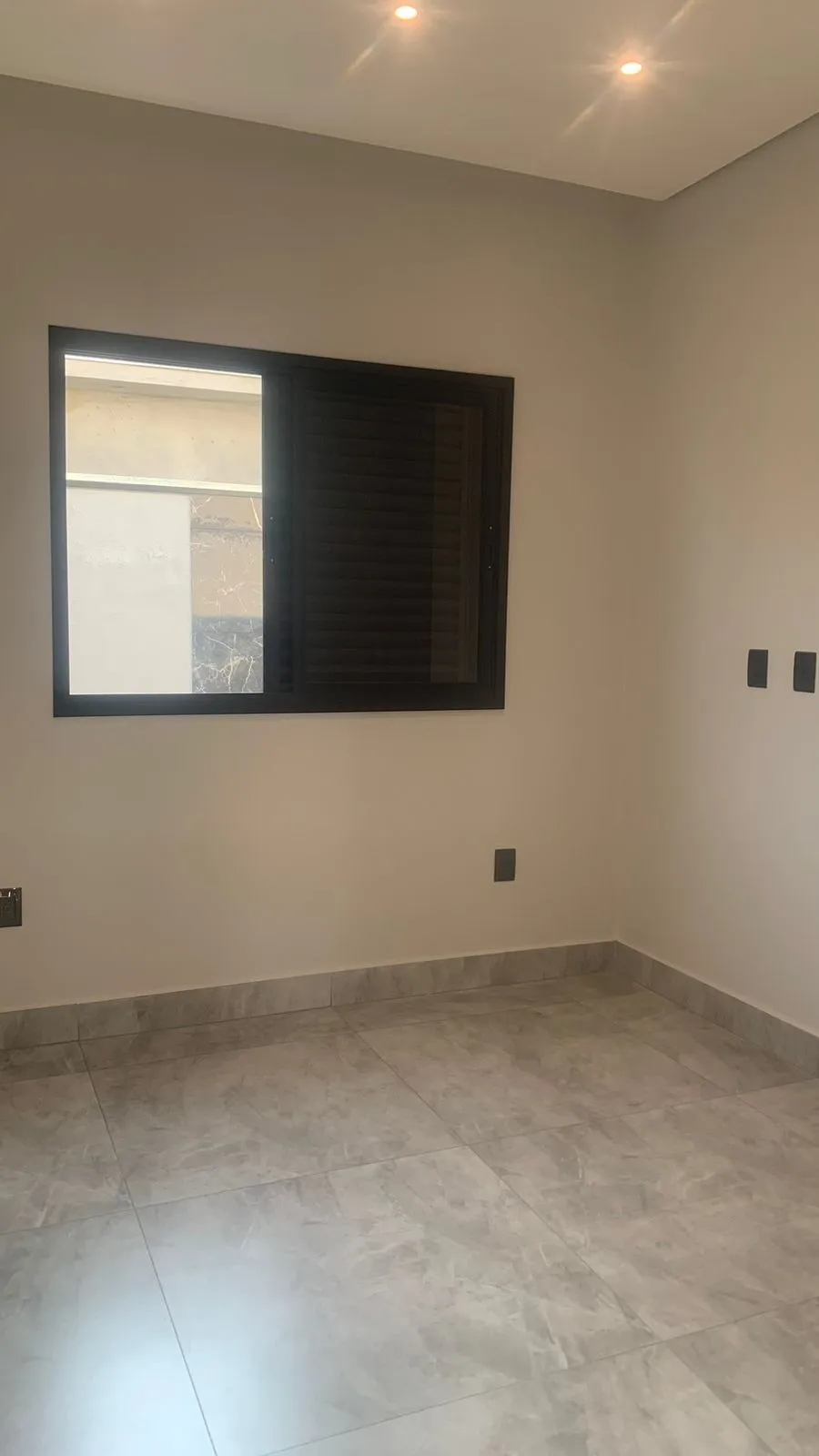 Imagem Casa Moderna e Confortável no Condomínio Horto Florestal Villagio - Sorocaba