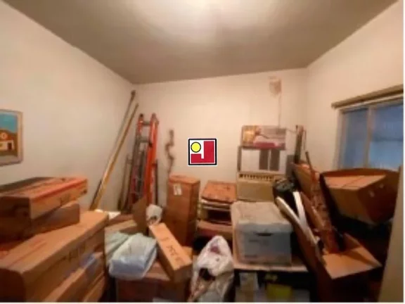 Imagem Vendo casa em Olaria, ótima rua, excelente ponto, preço baixinho, 210m² de terreno e 117m² construídos, piso cerâmica, comércio próximo .