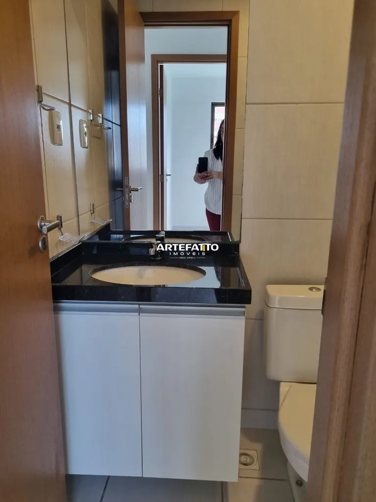 Imagem Alugo Apartamento com 3 Quartos e 3 banheiros