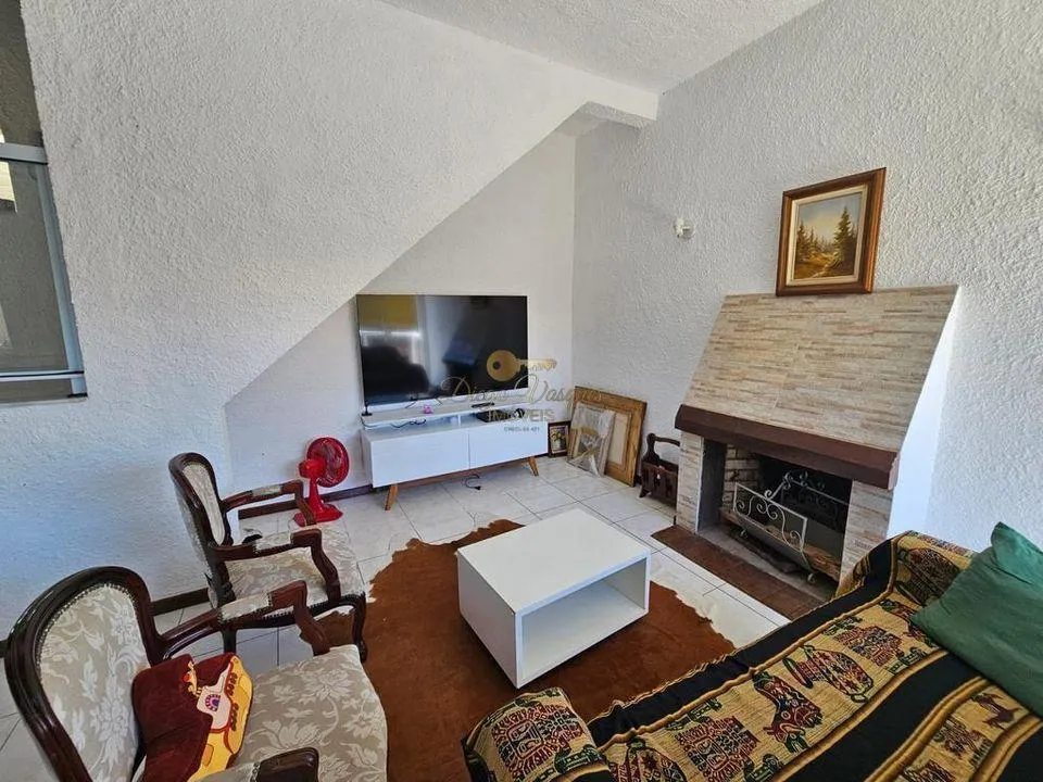 Imagem Casa em Condomínio para Venda em Teresópolis / RJ no bairro Iucas