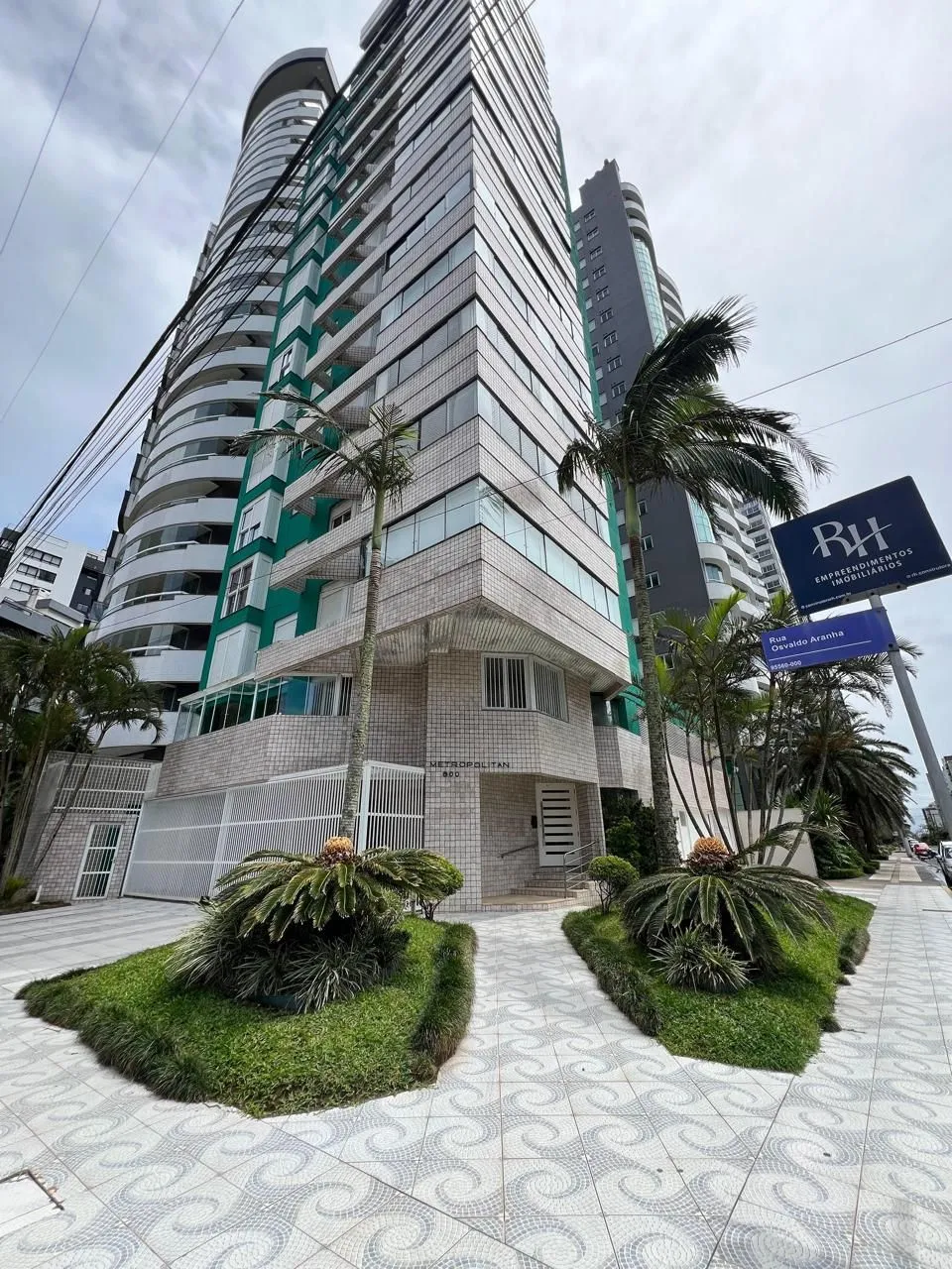 Imagem Apartamento à venda em Torres, Praia Grande, com 3 quartos