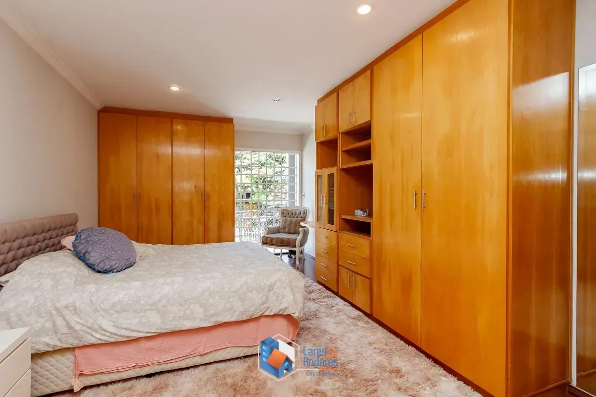 Imagem Casa para venda em Jardim dos Estados com 5 quartos, sendo 4 suítes, 530m²