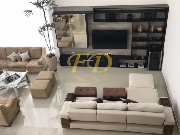 Imagem Casa em Condomínio de Alto Padrão