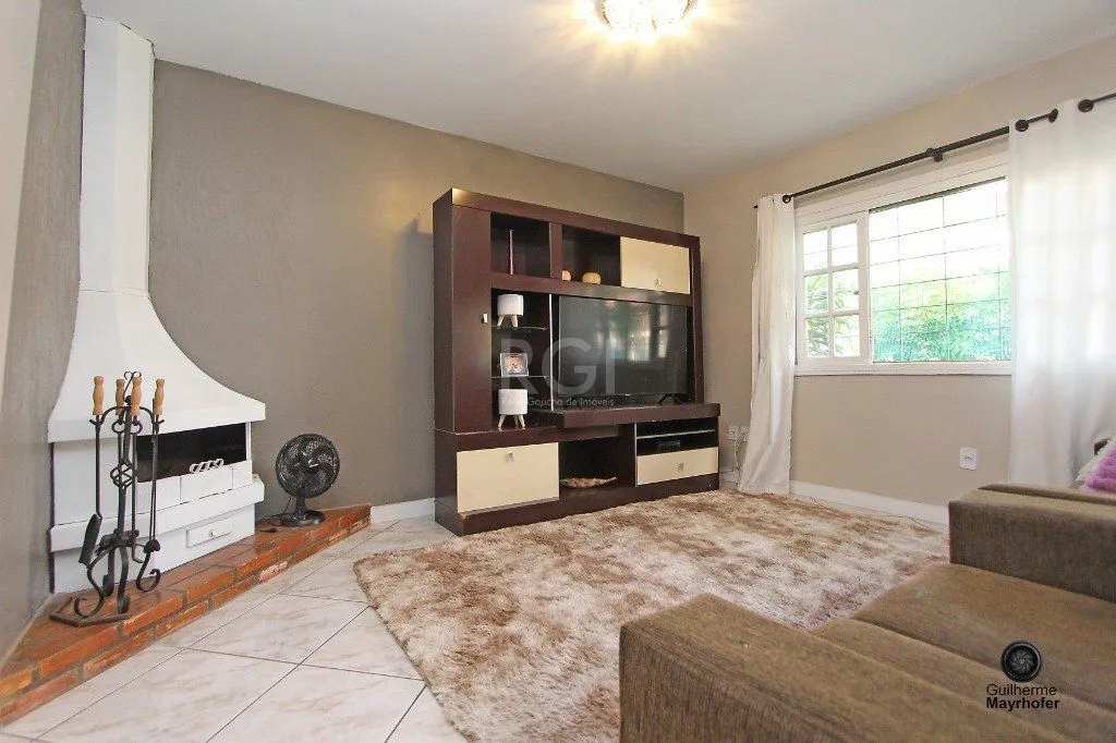 Imagem Casa para Venda - 400m², 5 dormitórios, sendo 1 suites, 3 vagas - Jardim Itu Sabará