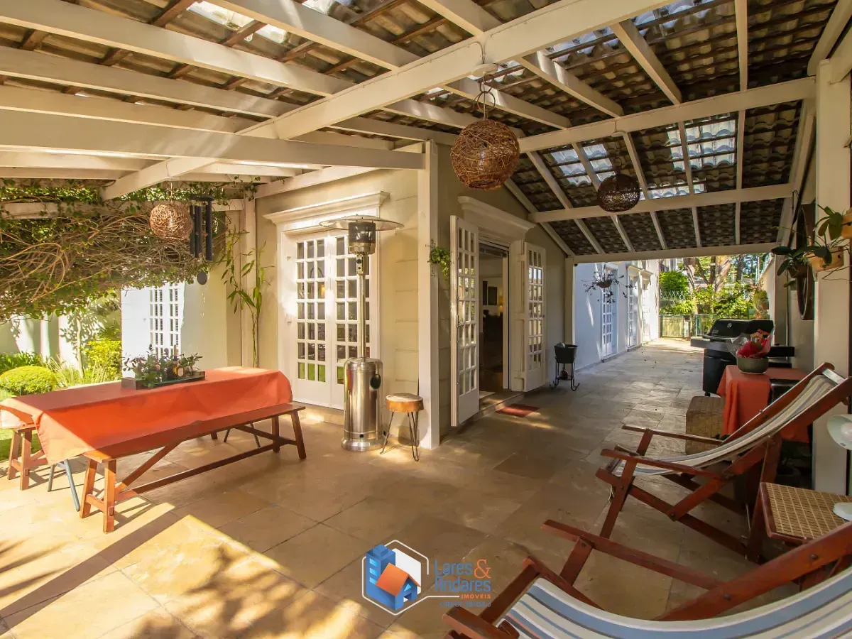 Imagem Casa no condomínio Condomínio Vila Bouganville para venda com 5 quartos, sendo 4 suítes, 728m²