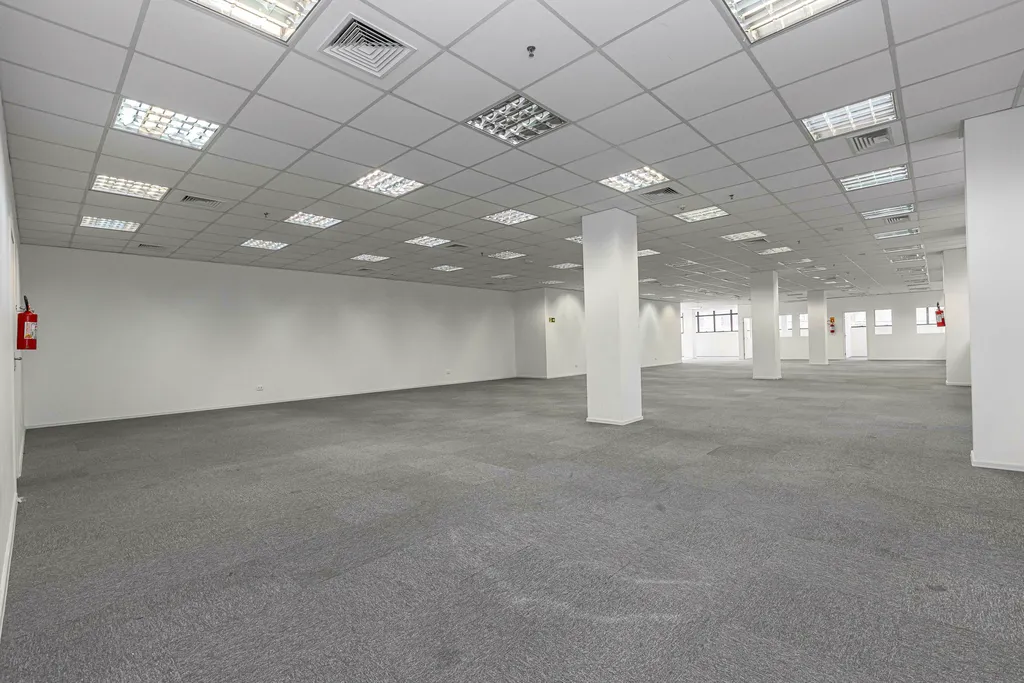 Imagem SALA COMERCIAL em Curitiba - PR, Centro