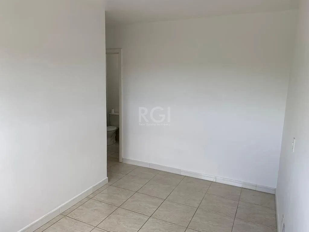 Imagem Lindo apartamento com vista e posição solar privilegiada.