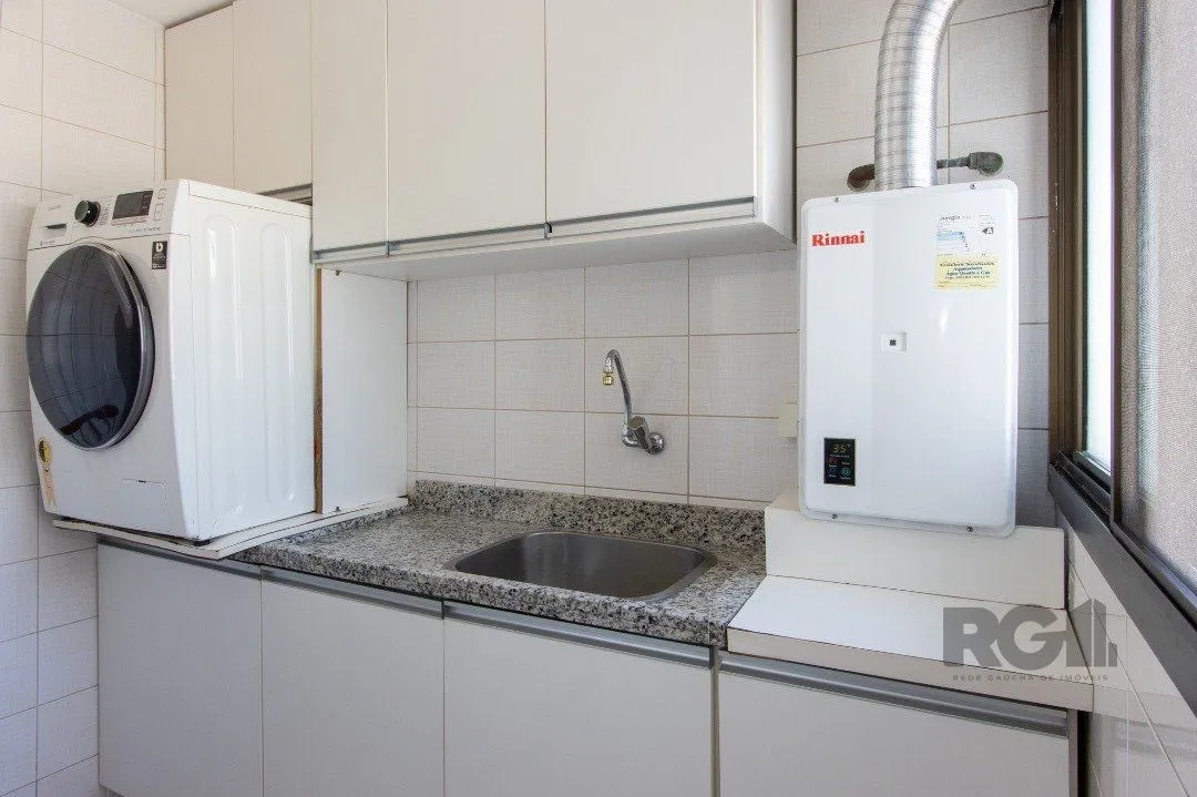 Imagem Apartamento de 3 Quartos com Suíte e Vaga de Garagem no Cristal, Porto Alegre - RS