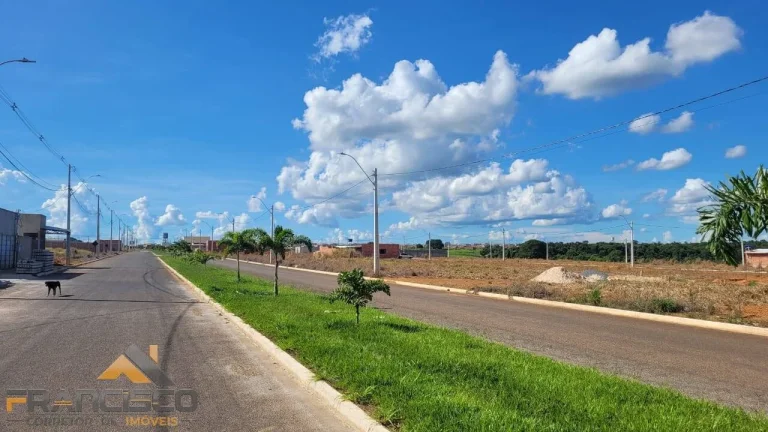 Imagem LOTE A PRESTAÇÃO PRÓXIMO AO CENTRO DE ABADIA