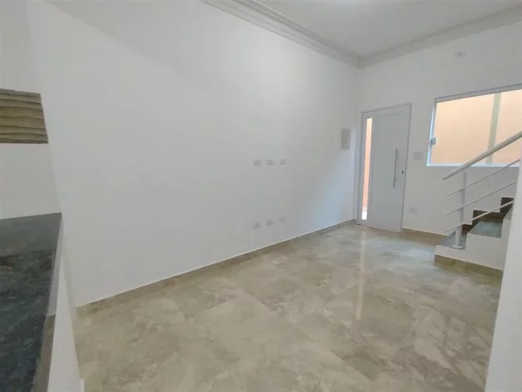 Imagem Sobrado incrível na Vila Guilhermina em Praia Grande, apenas 500 metros da praia!