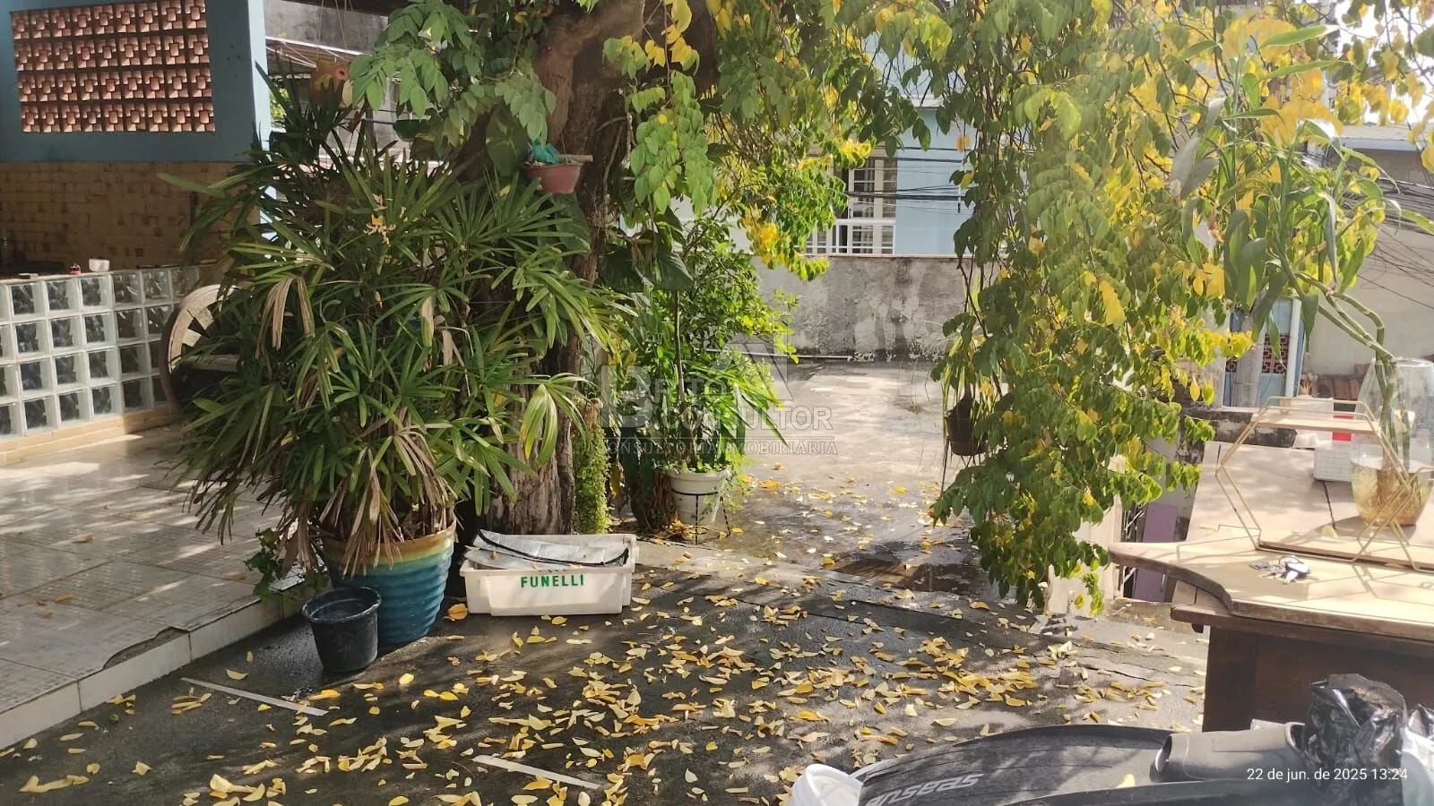 Imagem Vendo Casa com 2 Quartos, 73m², em Barreto, Niterói/RJ