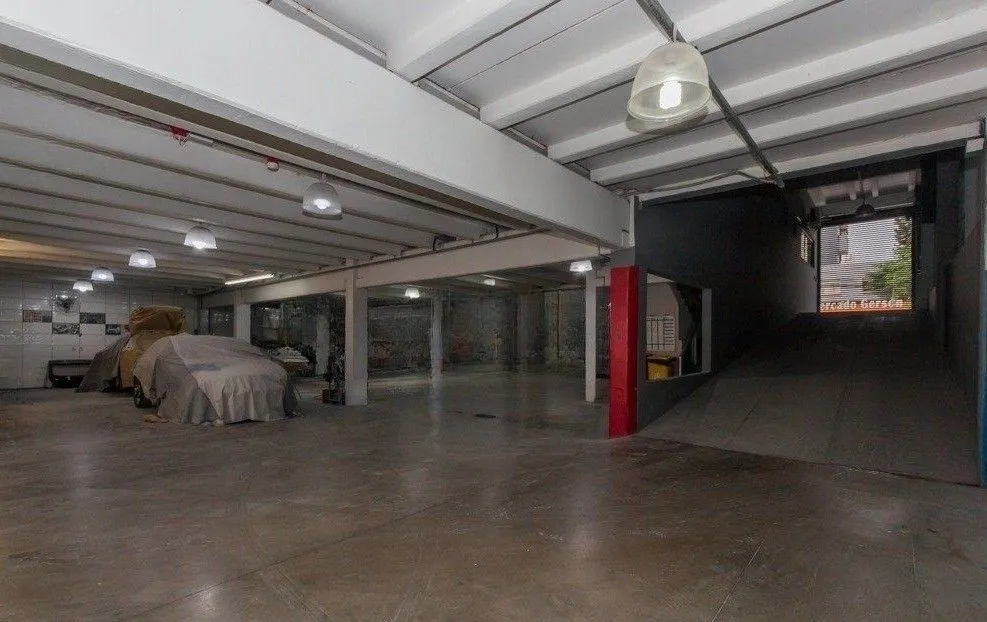 Imagem **Oportunidade Única! Ponto Comercial Ocupado à Venda na Tristeza, Porto Alegre, RS**