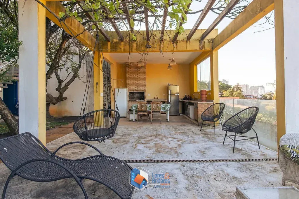 Imagem Casa à venda 4 Quartos 2 Suites 3 Vagas 253M² Sumaré São Paulo - SP
