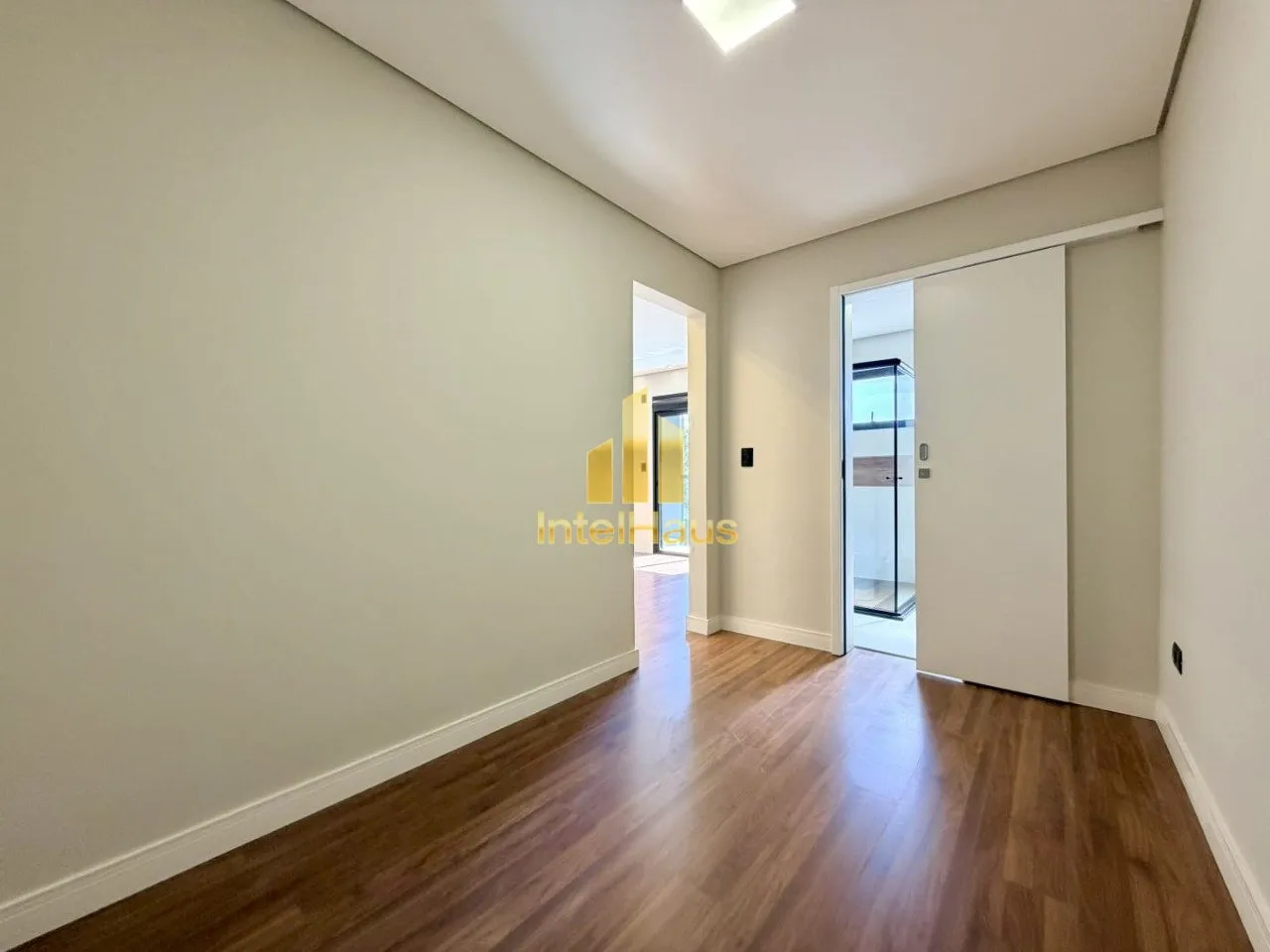 Imagem Apresentamos este excelente sobrado localizado no bairro Aristocrata, uma das regiões mais valoriza...
