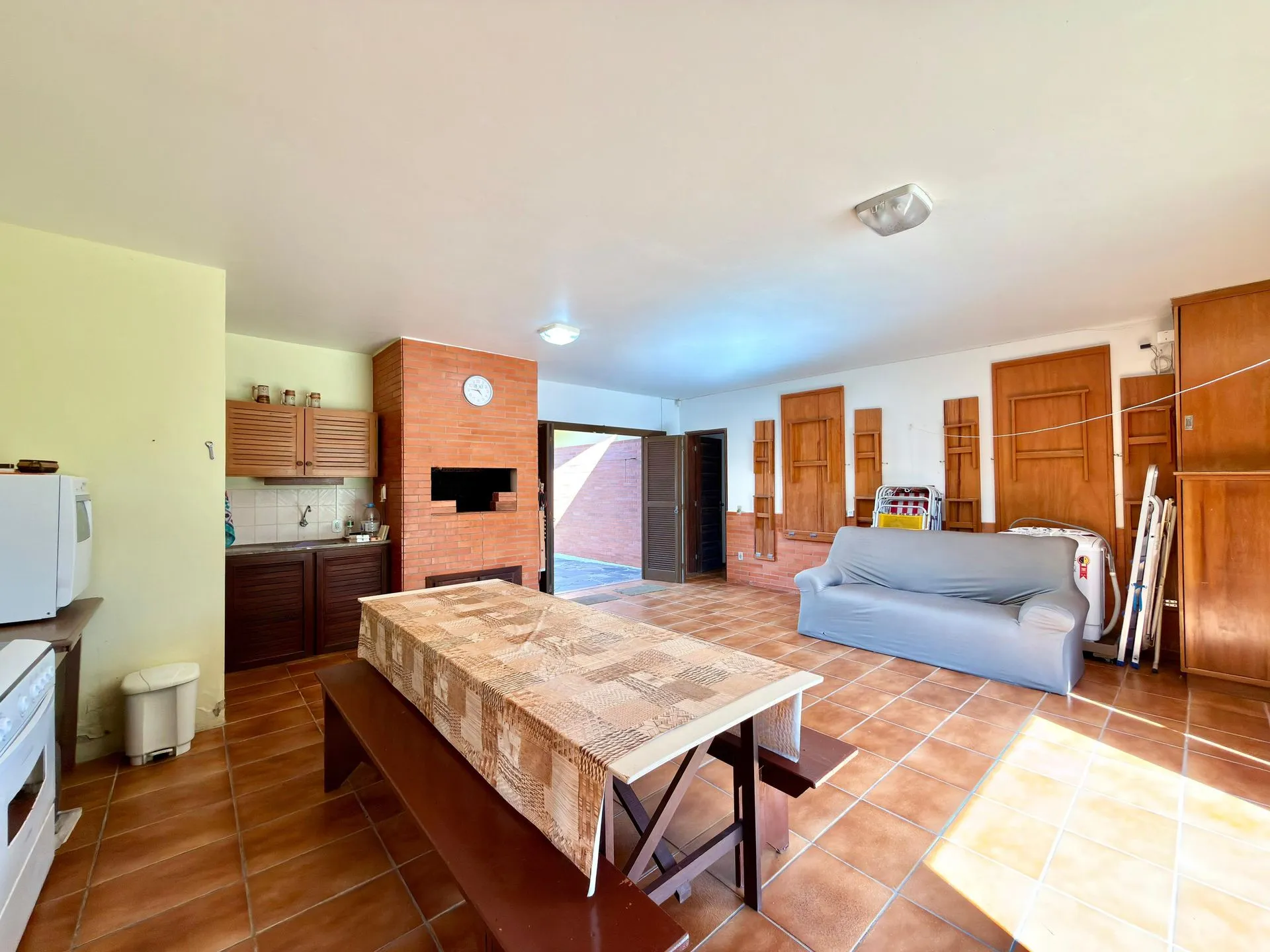 Imagem Casa à venda em Xangri-lá, Centro, com 4 quartos, 900m2