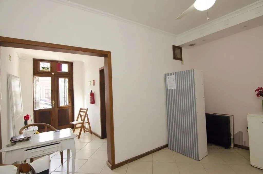 Imagem Excelente casa de 116m² com 2 dormitórios no bairro Cidade Baixa.
