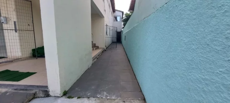 Imagem CASA DUPLEX A VENDA COM 07 QUARTOS 2 SUÍTES E 4 VAGAS DE GARGENS NA PRAIA