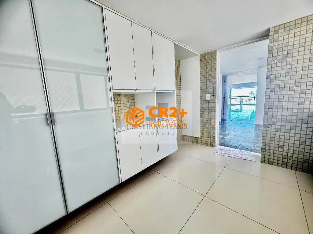 Imagem Apartamento à venda no Edifício Vina Del Mar , Av. Boa Viagem, com 210m² 3 Quary
