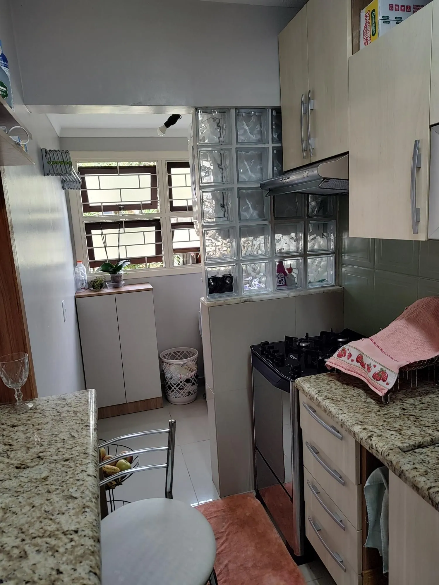 Imagem Apartamento 2 dormitórios com sacada próximo à PUCRS