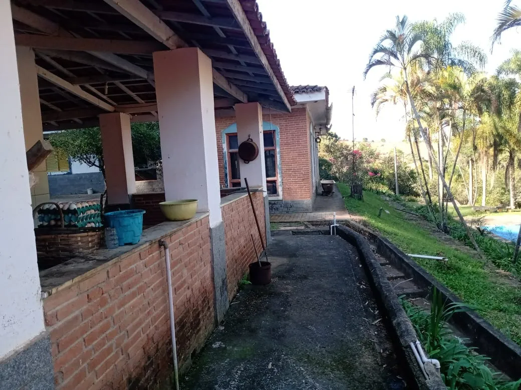 Imagem Encantador Sítio à Venda em Piedade/SP - Uma joia de 5 alqueires