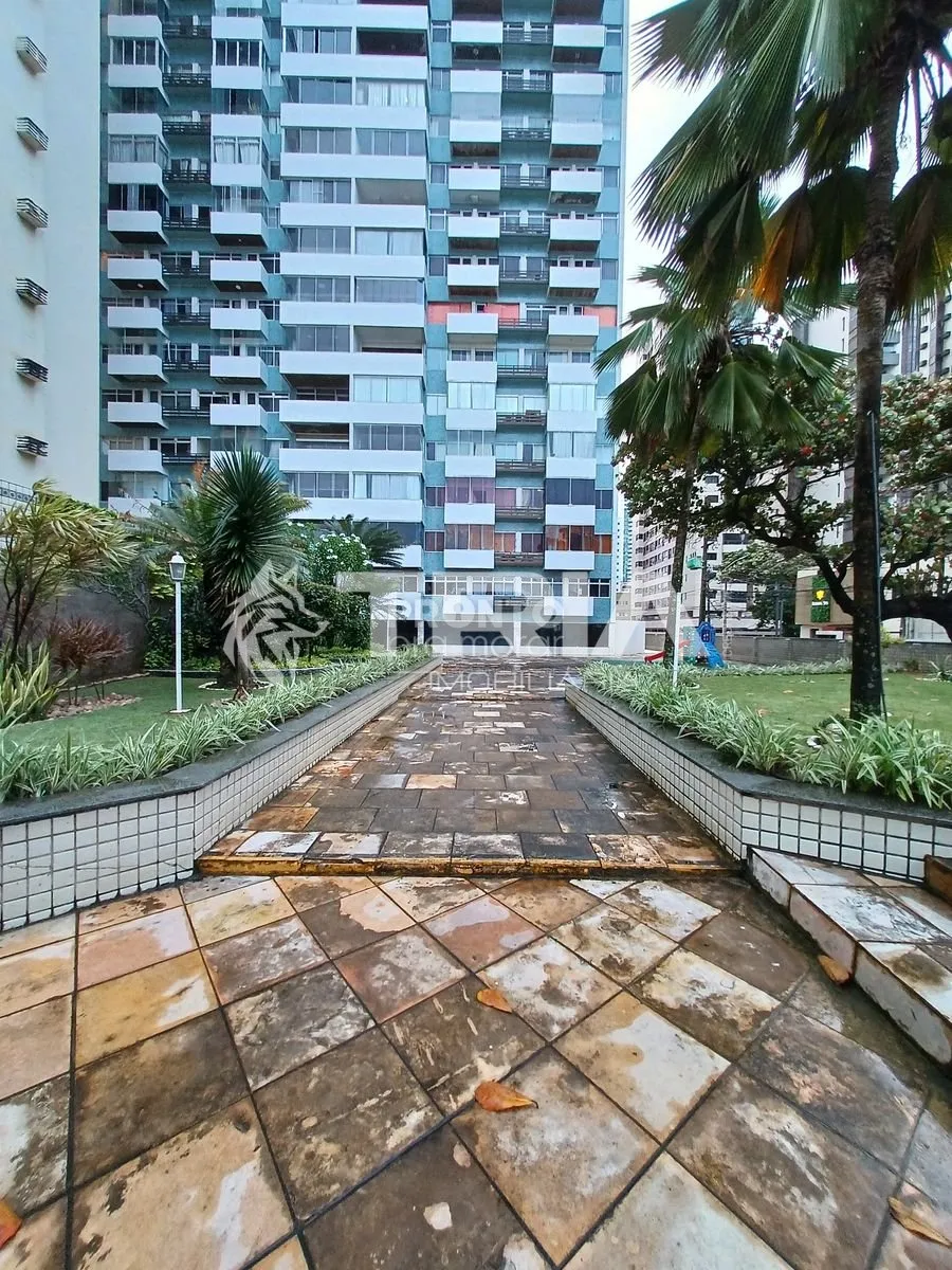 Imagem Apartamento de 4 quartos, 203m² no bairro Boa Viagem, em Recife
