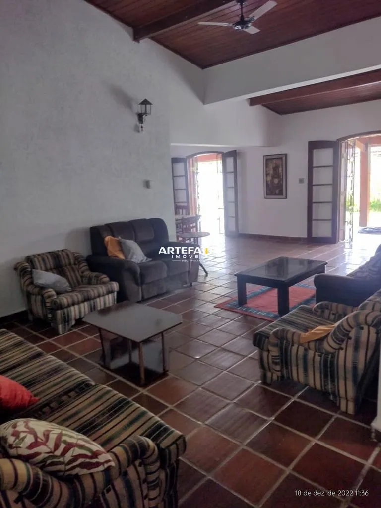 Imagem Casa à venda em Ubatuba, Toninhas, com 5 quartos, 244m2