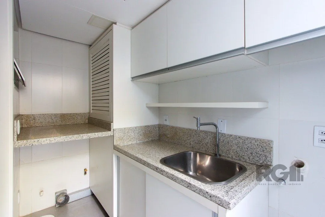 Imagem Casa Condominio para Venda - 233m², 3 dormitórios, sendo 1 suites, 2 vagas - Vila Assunção