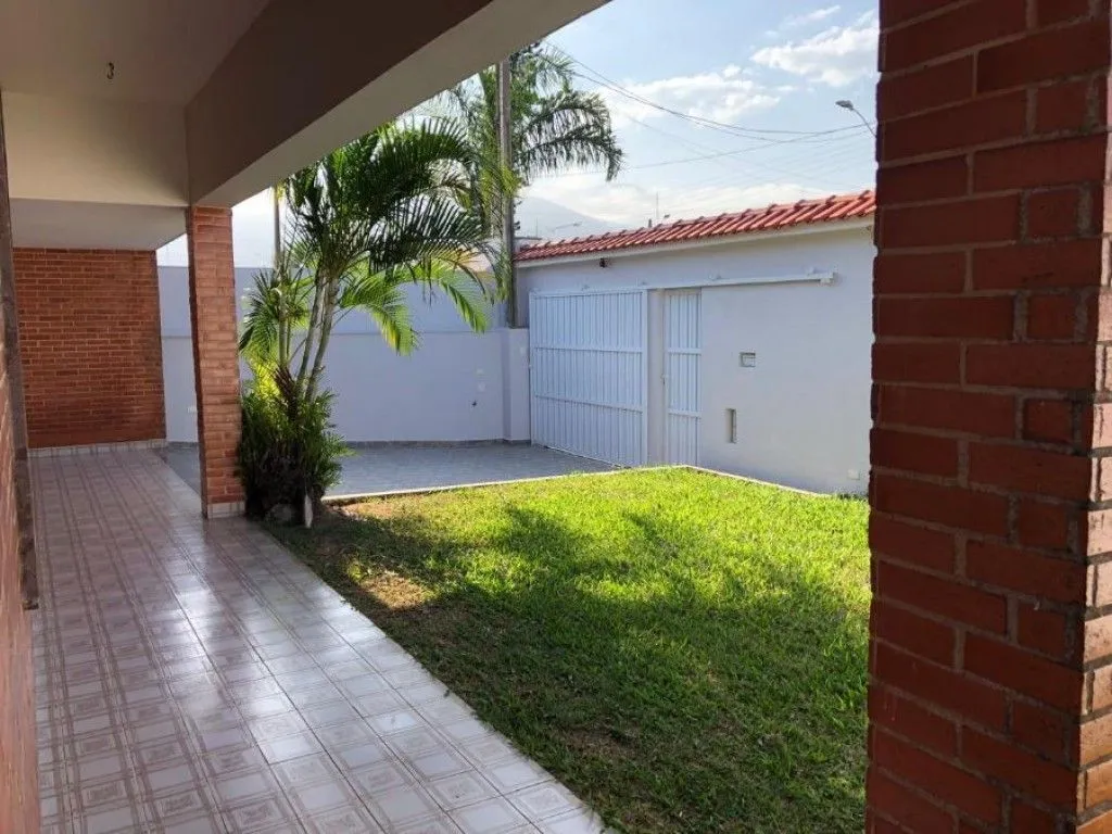 Imagem Casa à Venda em Balneário Flórida, Praia Grande - SP
