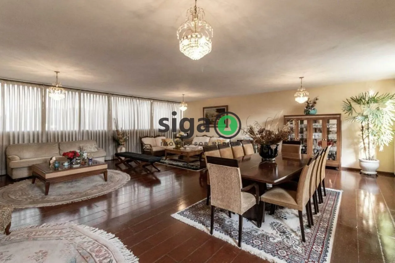 Imagem Apartamento em Moema de 4 Quartos com 4 Vagas - 275m² à Venda.