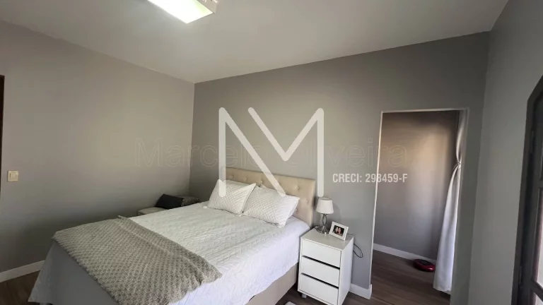 Imagem Casa Sobrado à Venda 4 Quartos - 150m² - Bairro Jardim Santa Inês - SJC