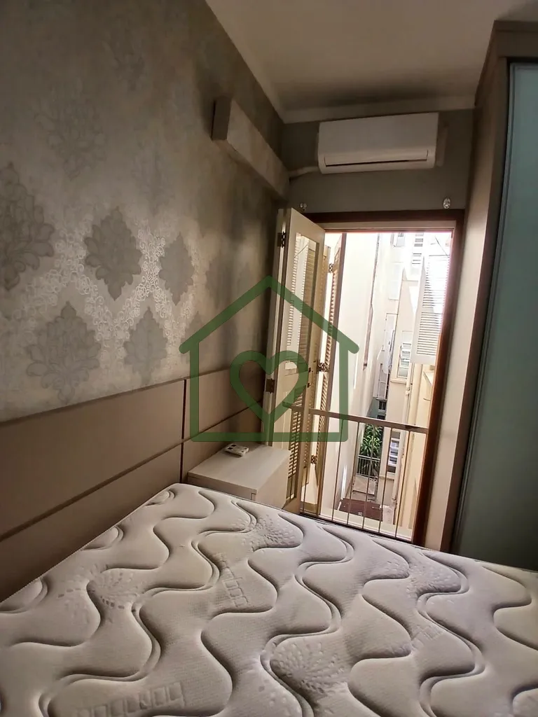 Imagem Oportunidade! Apartamento mobiliado, desocupado e pronto para morar no bairro Independência, com 2 ...