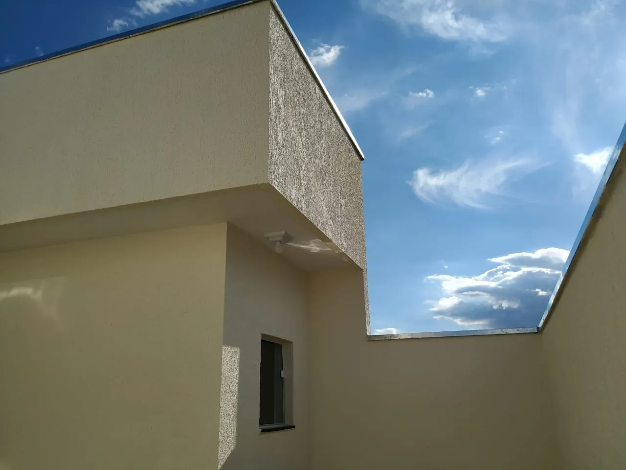 Imagem Casa à venda 2 Quartos, 1 Suite, 2 Vagas, 73M², Residencial Estoril, Taubaté - SP