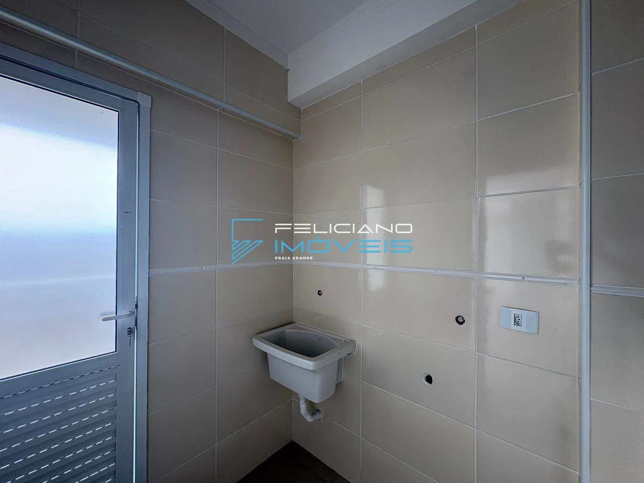 Imagem Apartamento com 2 quartos, Aviação, Praia Grande - R$ 650 mil, Cod: 7004