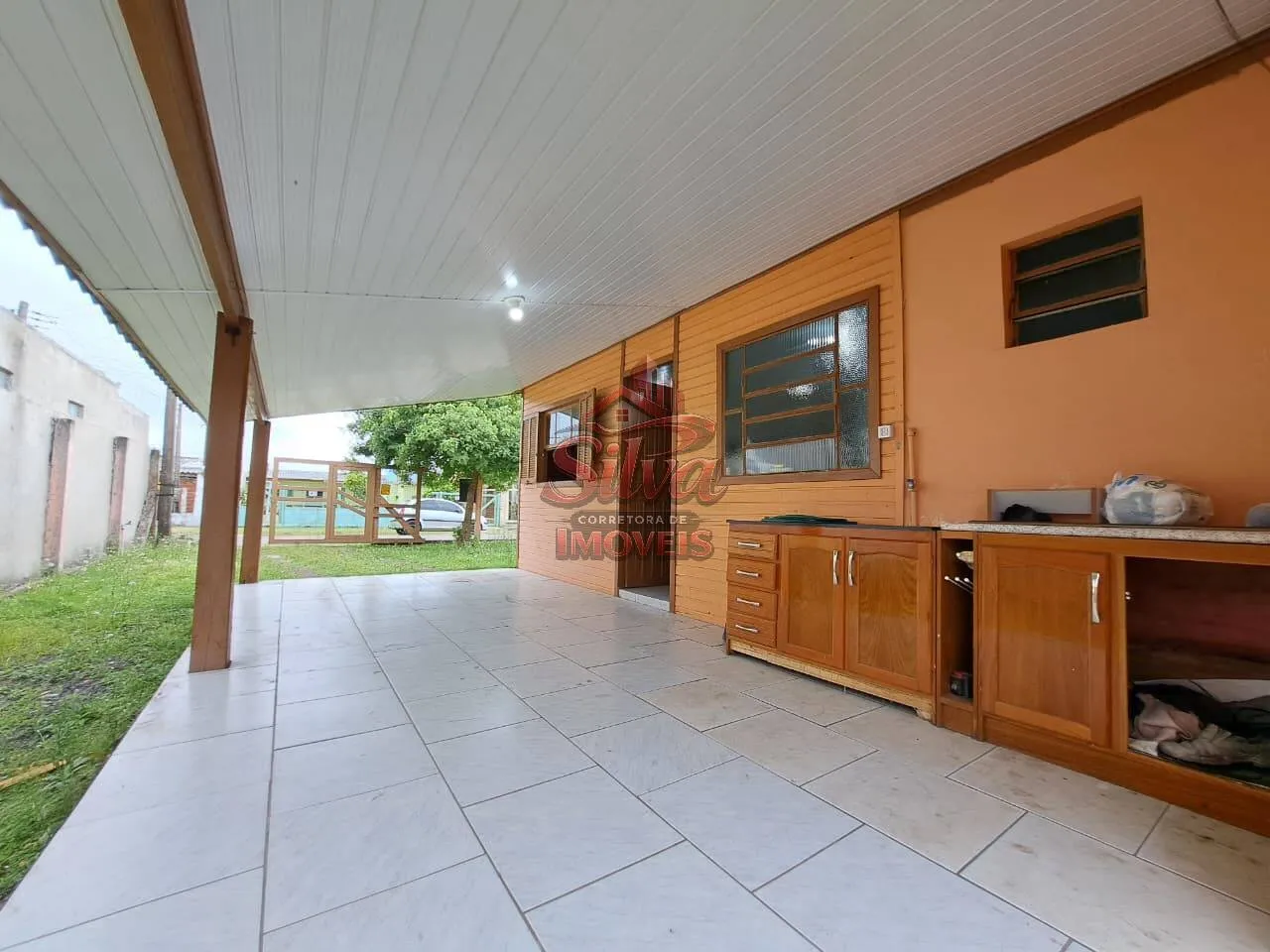 Imagem Casa 3 dormitórios com pátio cercado em Presidente