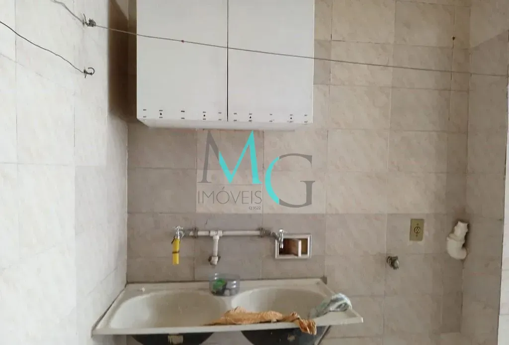 Imagem Casa com 4 dormitórios à venda, 183 m² por R$ 295.000,00 - Campo Grande - Rio de Janeiro/RJ