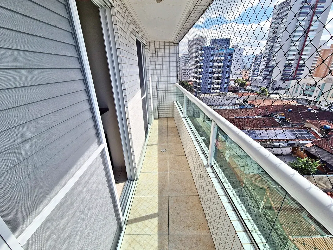 Imagem Apartamento com 2 Quartos à Venda, 60 m² em Mirim - Praia Grande