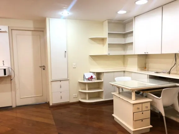 Imagem Apartamento com 3 Quartos para Alugar, 214 m² em Cerqueira César - São Paulo