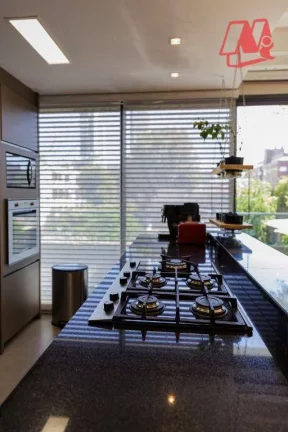 Imagem No bairro Petrópolis, 2 dormitórios,suite ,3 vagas