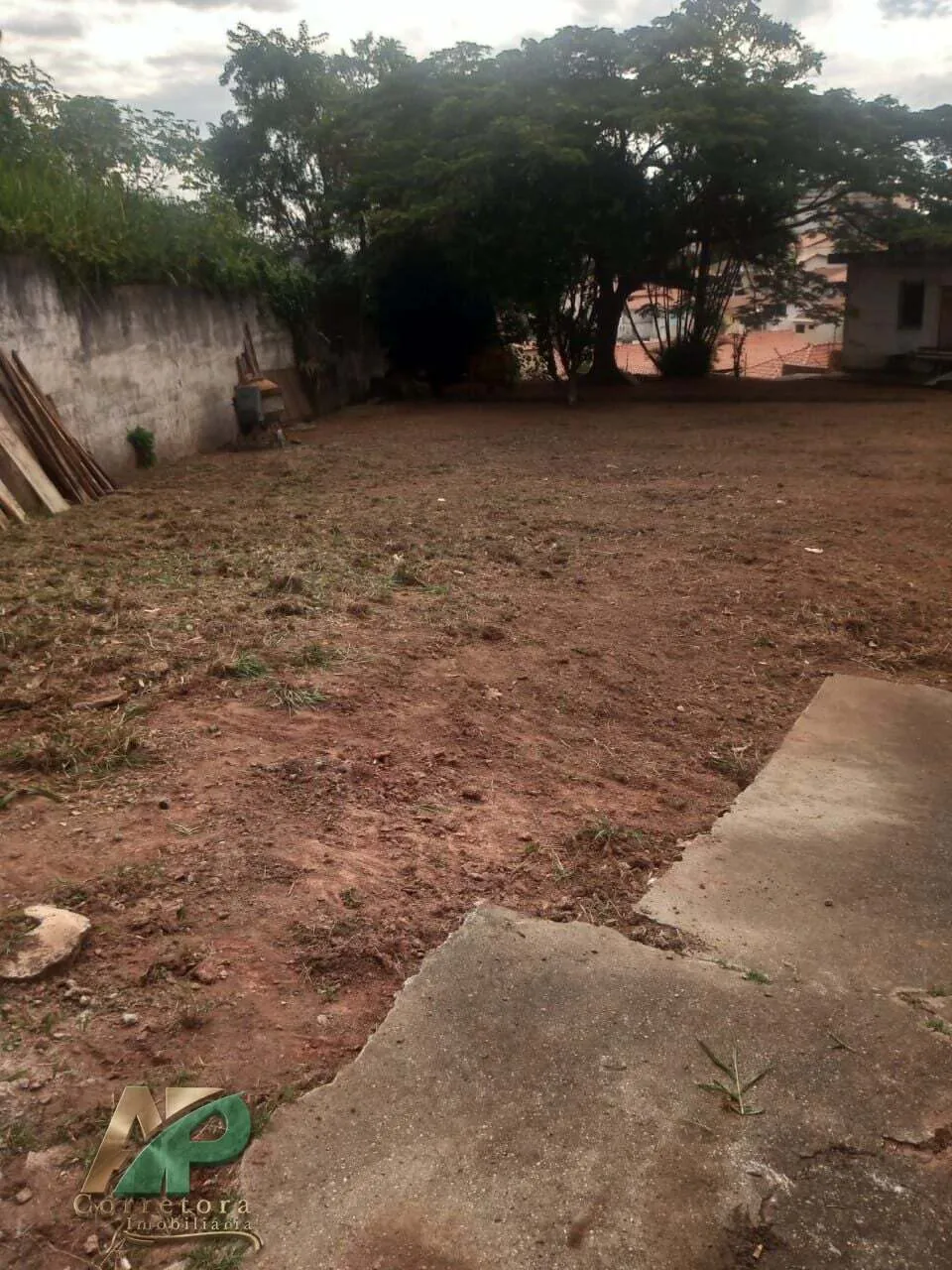 Imagem OPORTUNIDADE RARA: TERRENO COM 1.033 m² PERTO DO METRÔ VILA SÔNIA!