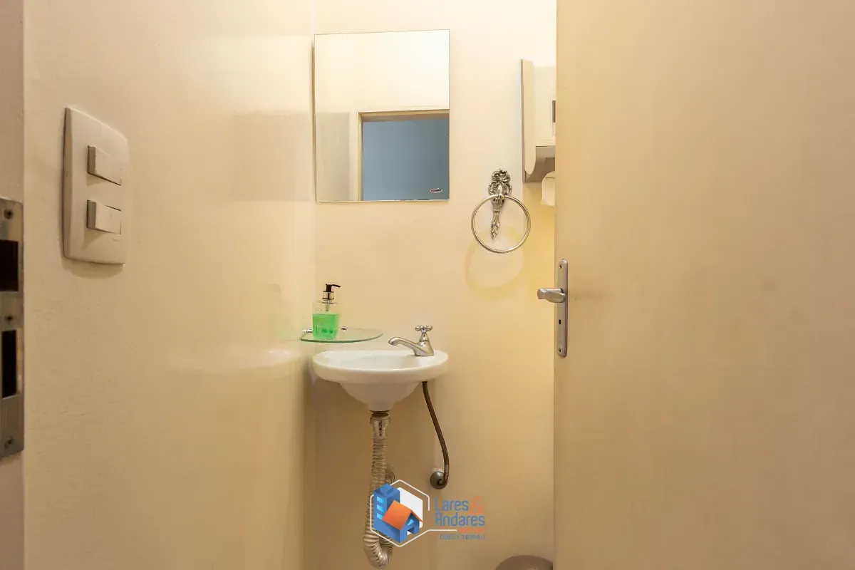 Imagem Casa comercial para venda em Pinheiros, 287m²