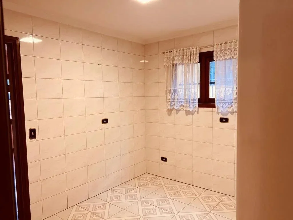 Imagem Casa para Venda, City América, 4 dormitórios, 2 suítes, 3 banheiros, 4 vagas