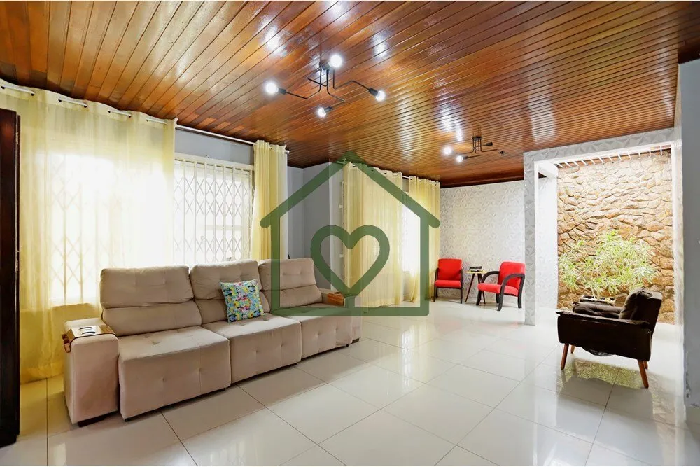 Imagem Apresentamos uma oportunidade única para adquirir sua casa dos sonhos por um preço imperdível! Es...