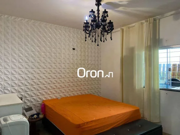 Imagem Casa à venda, 223 m² por R$ 890.000,00 - Setor Coimbra - Goiânia/GO