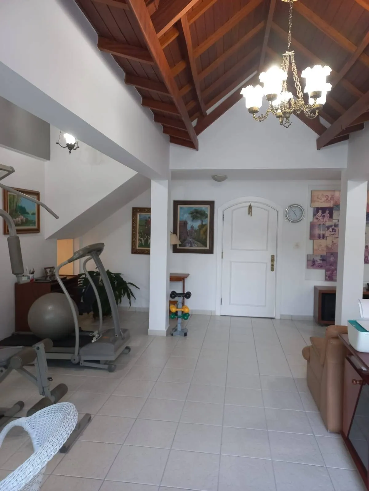 Imagem Luxuosa Casa em Santana de Parnaíba ? 5 Suítes, Piscina Iluminada e Área Gourmet