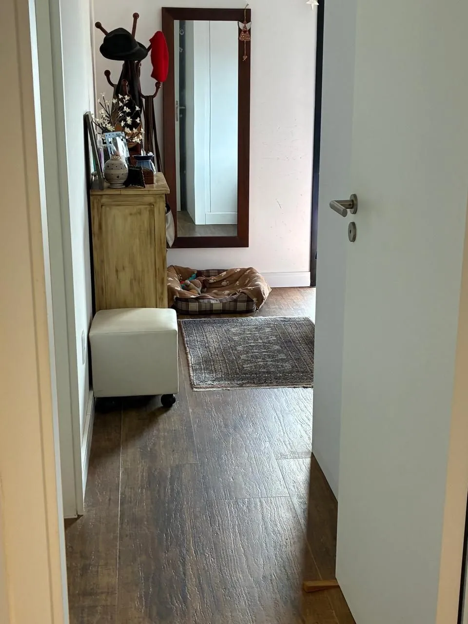 Imagem Vende-se apartamento com 2 quartos (1 suíte), 79m² e 2 vagas - Rua Eduardo chartier 190