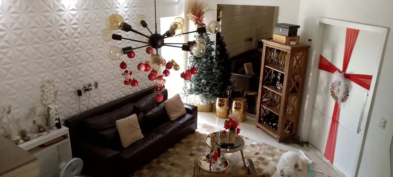 Foto do imóvel Imperdível oportunidade: Casa à venda ou locação em Sorocaba-SP, Jardim Califórnia! 2 quartos, 1 suíte, 2 salas, 4 vagas de garagem, 221m². em JARDIM CALIFÓRNIA, SOROCABA - SP