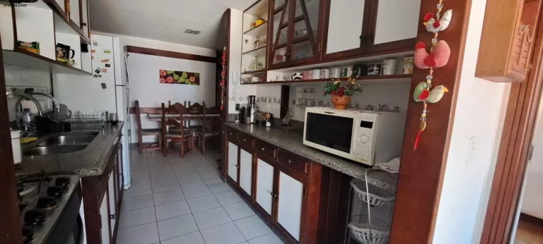 Imagem Apartamento para Venda em Teresópolis, Várzea, 4 dormitórios, 4 suítes, 5 banheiros, 2 vagas